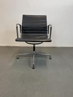 6 Vitra Eames Ea108 Grijs leer Chroom frame draaibaar, Blauw, Ophalen of Verzenden, Zo goed als nieuw, Metaal