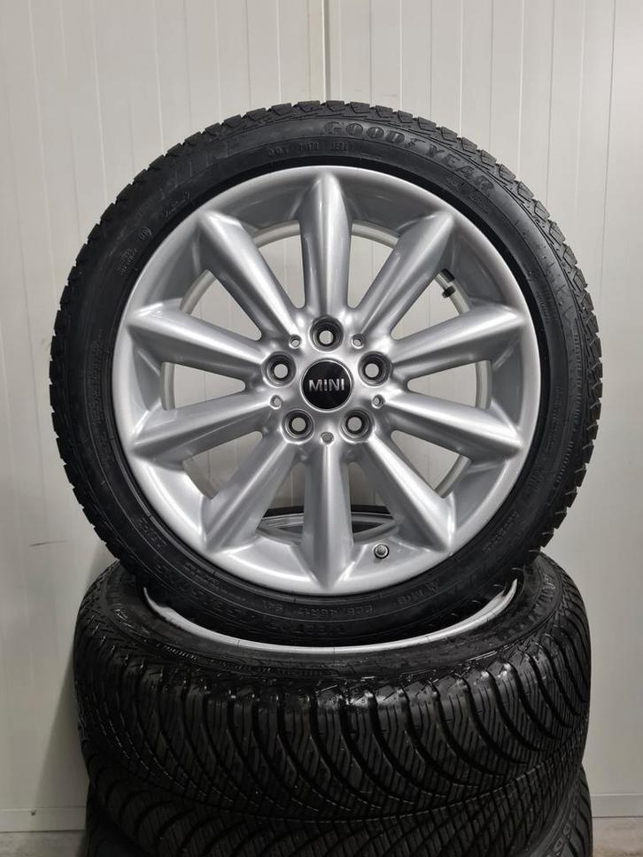 17' Mini Clubman F54 Styling 518 met All Season Banden, Auto-onderdelen, Banden en Velgen, Banden en Velgen, All Season, 17 inch