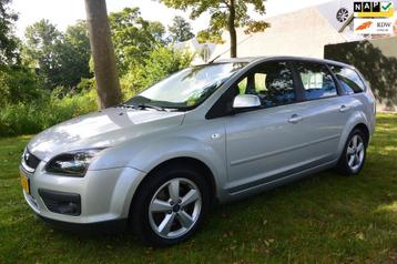 Ford Focus Wagon 2.0-16V Futura*automaat*airco*cruise*naviga beschikbaar voor biedingen