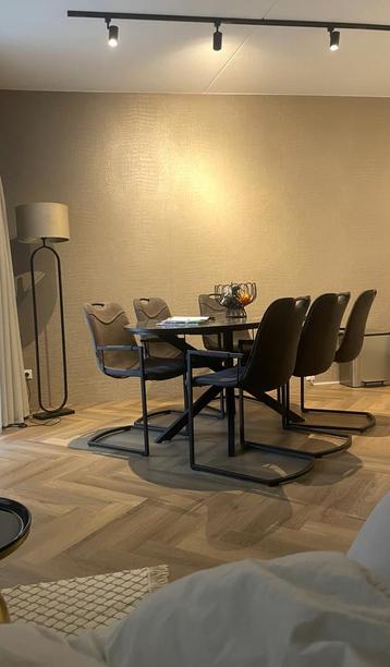 2 kamer appartement onbepaalde tijd beschikbaar voor biedingen