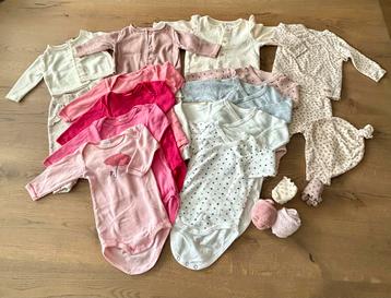 Kledingbundel meisje maat 56 beschikbaar voor biedingen