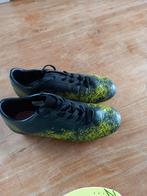 Voetbalschoenen maat 38, Maat XS of kleiner, Schoenen, Ophalen of Verzenden, Zo goed als nieuw