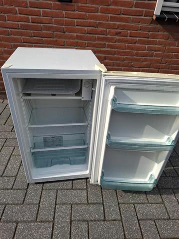 Camping Koelkast - Compact Model beschikbaar voor biedingen