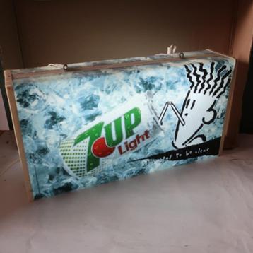 Lichtbak 7-up 7UP 7 up light origineel 49 x 11 x 26 cm beschikbaar voor biedingen
