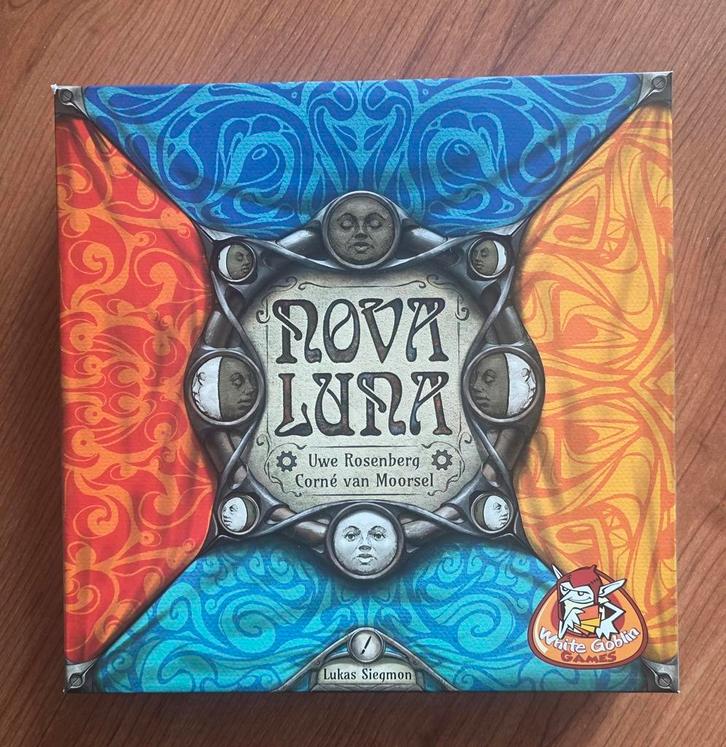 Nova Luna spel. ZGAN, Hobby en Vrije tijd, Gezelschapsspellen | Bordspellen, Zo goed als nieuw, Ophalen of Verzenden