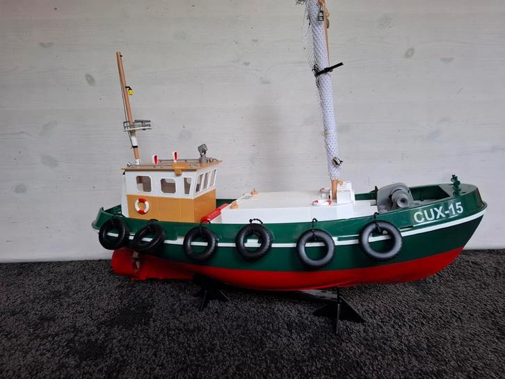 Rc boot carson cux 15, Hobby en Vrije tijd, Modelbouw | Boten en Schepen, Zo goed als nieuw, Ophalen of Verzenden