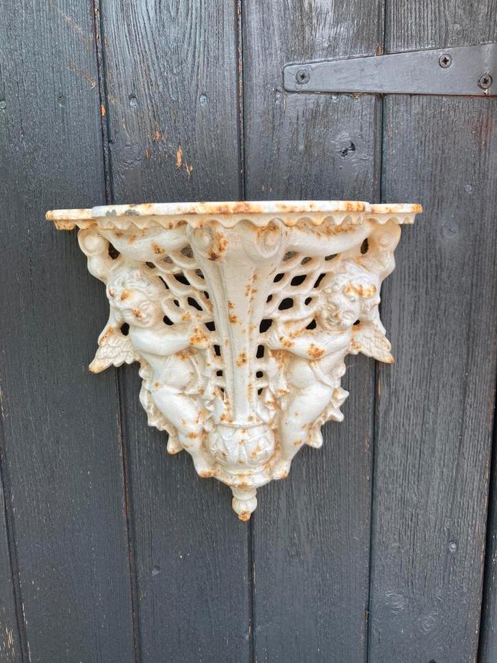 Brocante vintage gietijzeren engelen console (model 2), Tuin en Terras, Tuinwanddecoratie, Gebruikt, Ophalen of Verzenden