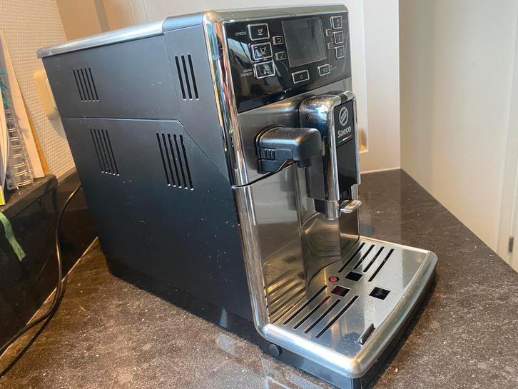 Saeco Pico Baristo Koffiemachine met Melkkan, Witgoed en Apparatuur, Koffiezetapparaten, Gebruikt, Koffiebonen, Koffiemachine