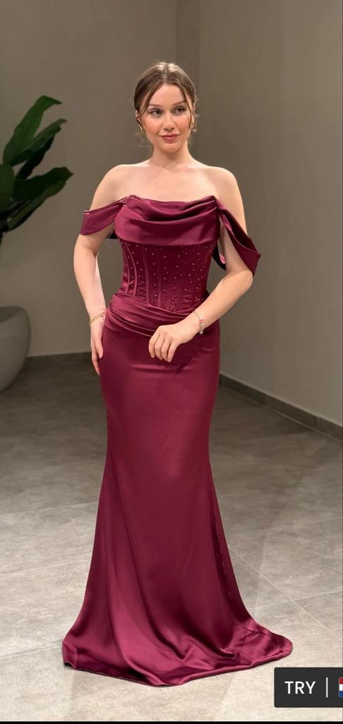 Elegante Avondjurk, Kleding | Dames, Jurken, Nieuw, Maat 38/40 (M), Rood, Onder de knie, Ophalen of Verzenden