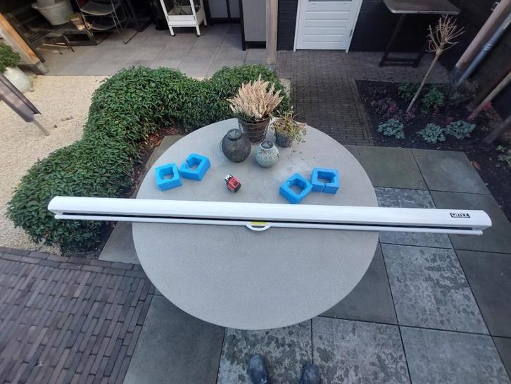 Oprolbaar projectiescherm, Audio, Tv en Foto, Projectieschermen, Nieuw, Handmatig, Ophalen