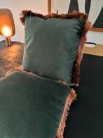 Fluwelen kussens, donkergroen met franjes, Huis en Inrichting, Woonaccessoires | Kussens, Ophalen, Gebruikt, Groen, Vierkant