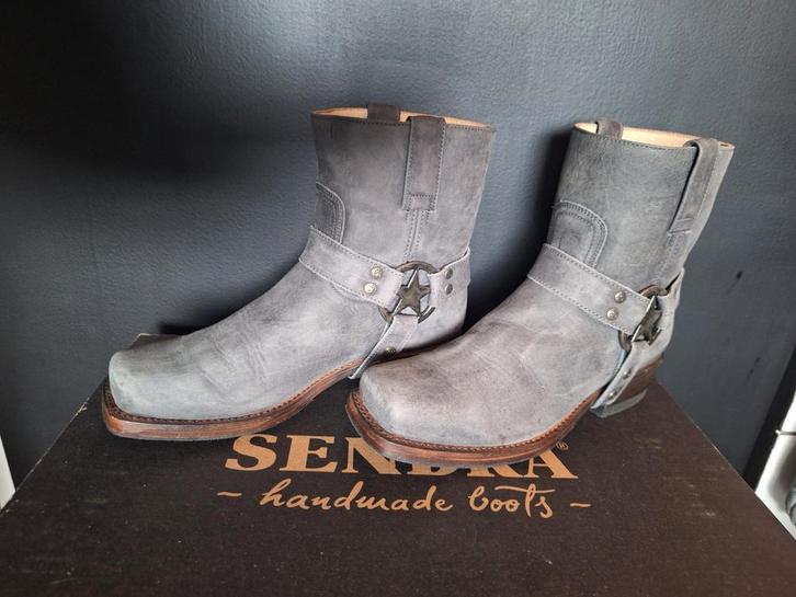 Sendra Laarzen mt 38 - Nieuw, Kleding | Dames, Schoenen, Nieuw, Lage of Enkellaarzen, Grijs, Ophalen of Verzenden