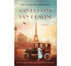 Jennifer Robson - Aan de oever van de Seine, Ophalen of Verzenden, Zo goed als nieuw