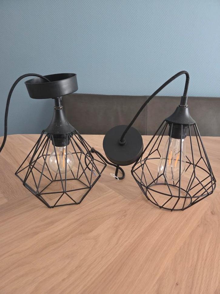 Set van 2 Zwarte Hanglampen, Huis en Inrichting, Lampen | Hanglampen, Zo goed als nieuw, Minder dan 50 cm, Ophalen of Verzenden