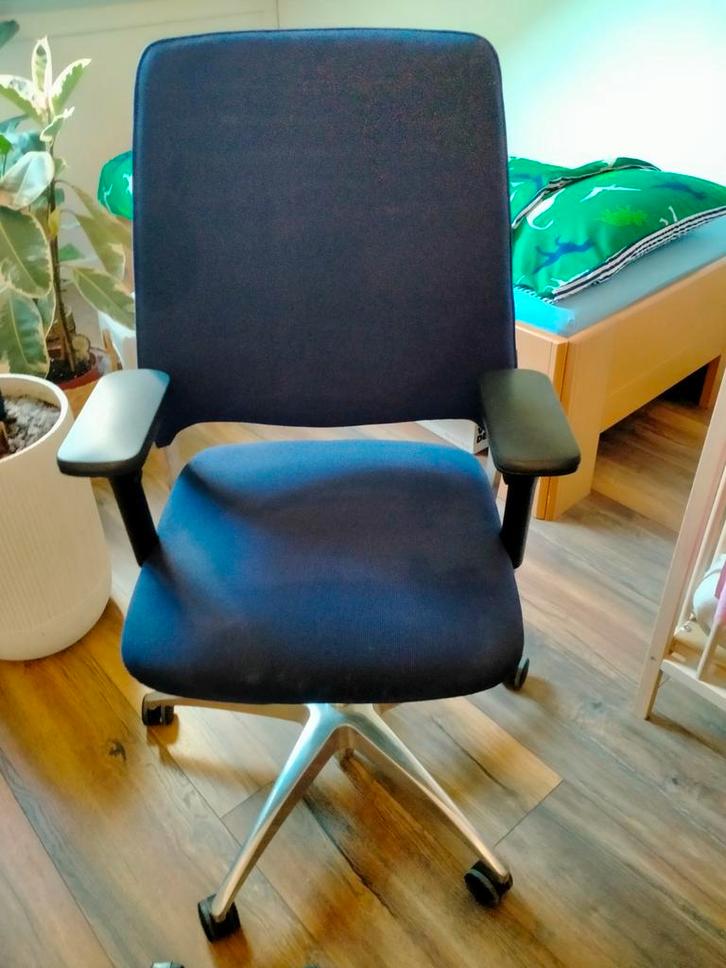Comfortabele bureaustoel - Drabert by Samas model salida, Huis en Inrichting, Bureaustoelen, Gebruikt, Bureaustoel, Blauw, Ergonomisch