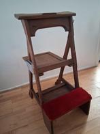 PRACHTIGE oude 'bidstoel' met rood pluche - voor decoratie, Antiek en Kunst, Ophalen of Verzenden