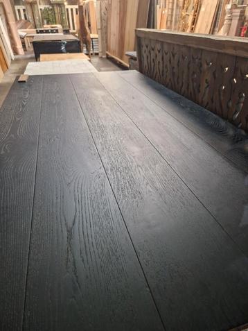 ECHT EIKEN VLOER ZWART GEBORSTELD EN GELAKT TOPKWALITEIT!! beschikbaar voor biedingen