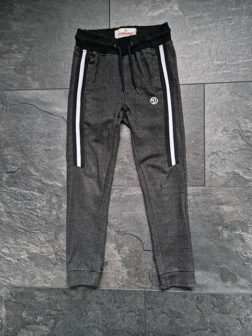 Vingino Sweatpants maat 116 (6), Kinderen en Baby's, Kinderkleding | Maat 116, Jongen, Broek, Ophalen of Verzenden