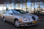 Jaguar S-Type 3.0 V6 NIEUWE APK! NETTE AUTO (bj 1999), Auto's, Oldtimers, Automaat, 238 pk, Achterwielaandrijving, Beige