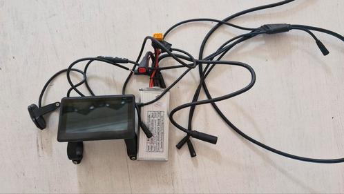Ouxi v20 v8 v30 s20 etc. controller met display en kabelboom, Fietsen en Brommers, Elektrische fietsen, Gebruikt, Overige merken