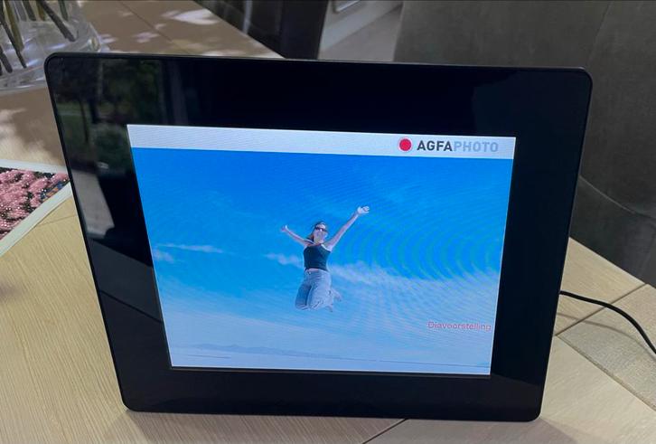 Digitale Fotolijst - SD & USB, Audio, Tv en Foto, Fotografie | Digitale fotolijsten, Gebruikt, 8 tot 12 inch, Minder dan 1 GB