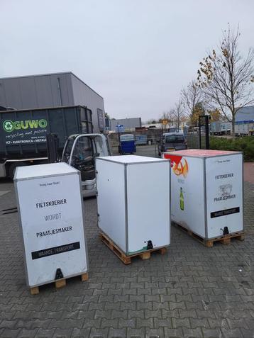 Grote geïsoleerde transportbox / koelbox beschikbaar voor biedingen
