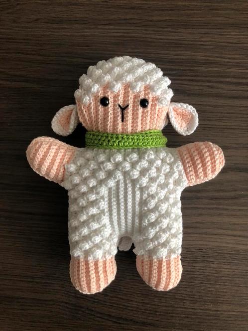Schaapje rammelaar, Kinderen en Baby's, Speelgoed | Knuffels en Pluche, Zo goed als nieuw, Overige typen, Ophalen of Verzenden
