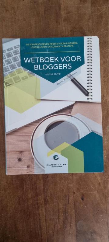 Wetboek voor Bloggers - Studie Editie beschikbaar voor biedingen