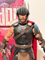 Hot Toys MMS 444 Thor Ragnarok - Gladiator Thor, Ophalen of Verzenden, Zo goed als nieuw, Film, Actiefiguur of Pop