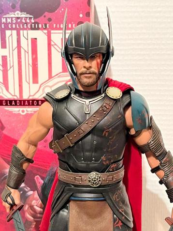 Hot Toys MMS 444 Thor Ragnarok - Gladiator Thor beschikbaar voor biedingen