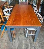 Houten eettafel met stalen poten, Ophalen, Gebruikt