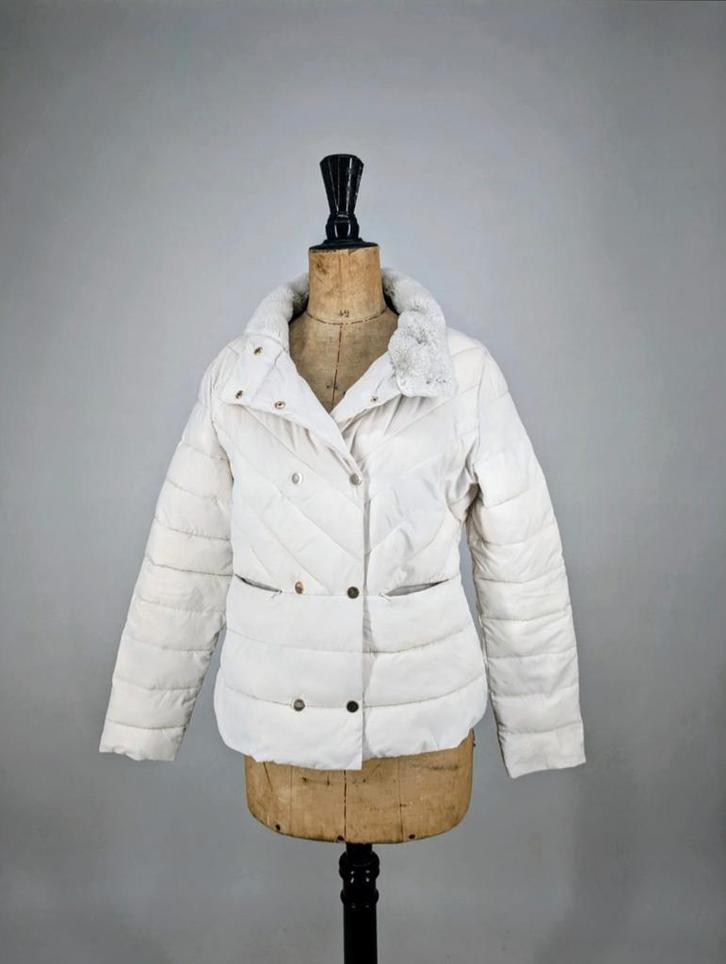 Witte jas met gouden knopen, maat M/L, Kleding | Dames, Jassen | Zomer, Zo goed als nieuw, Maat 42/44 (L), Wit, Ophalen of Verzenden