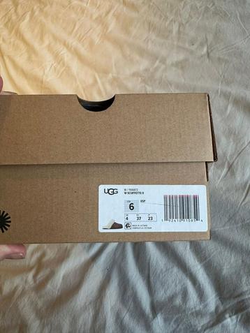 UGG Scuffette II sloffen / slippers Espresso maat 37 | NIEUW beschikbaar voor biedingen