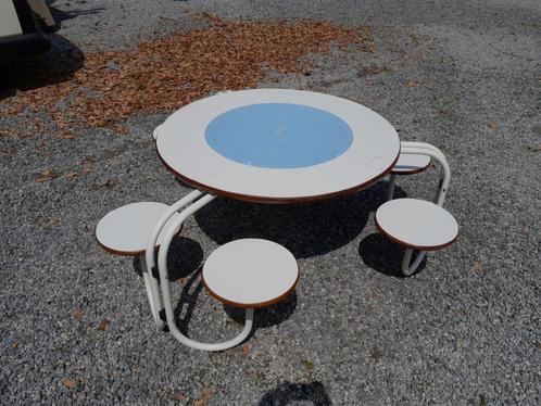 Ronde speeltafel / picknicktafel, Kinderen en Baby's, Speelgoed | Speeltafels, Gebruikt, Ophalen