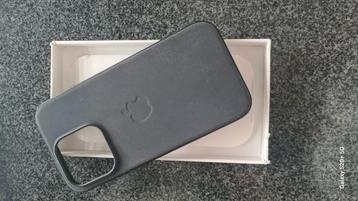 iPhone 15 pro Case beschikbaar voor biedingen