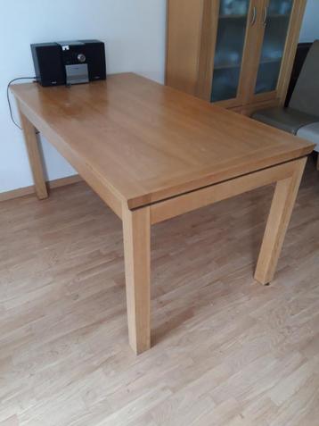 licht eiken eettafel, uitschuifbaar  beschikbaar voor biedingen