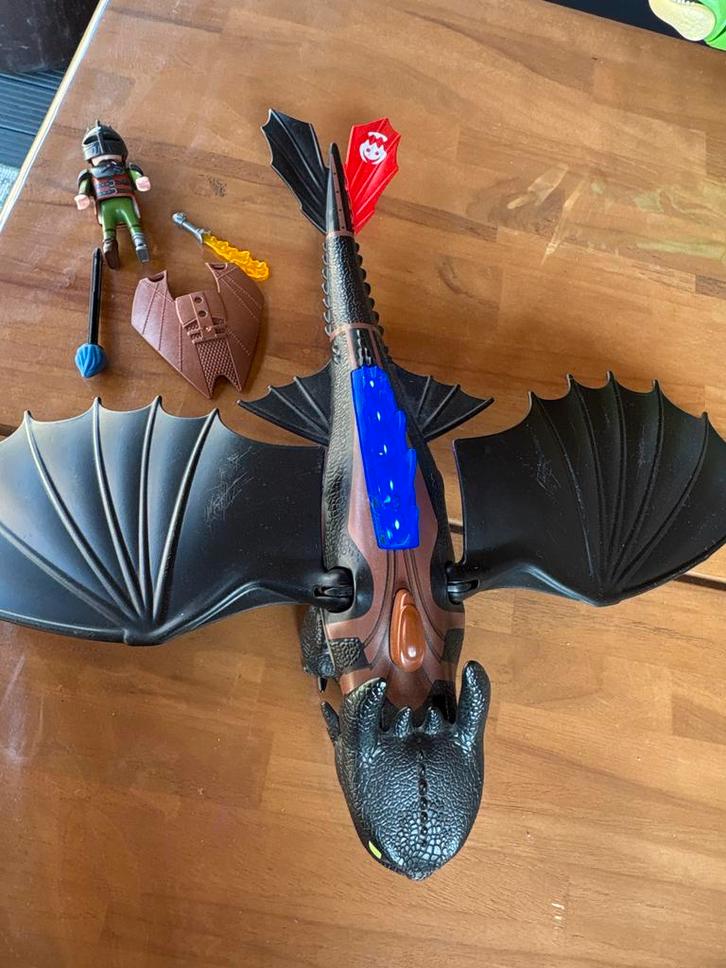 Playmobil dragons hikkie en tandloos, Kinderen en Baby's, Speelgoed | Playmobil, Gebruikt, Ophalen of Verzenden