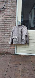 Te koop: Bomberjack voor vrouwen, Kleding | Dames, Jassen | Zomer, Onbekend, Ophalen of Verzenden, Nieuw, Beige