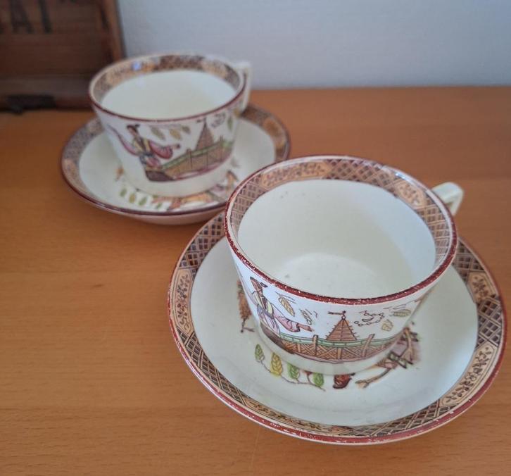 2 kop en schotels - decor Timor - Sarreguemines - Frankrijk, Antiek en Kunst, Antiek | Servies los, Ophalen