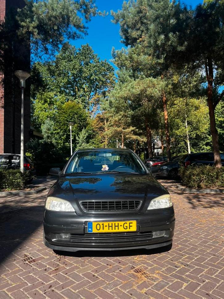 Opel Astra 1.8 16V 5D 2001 Zwart, Auto's, Opel, Particulier, Astra, Benzine, D, Hatchback, Handgeschakeld, Origineel Nederlands