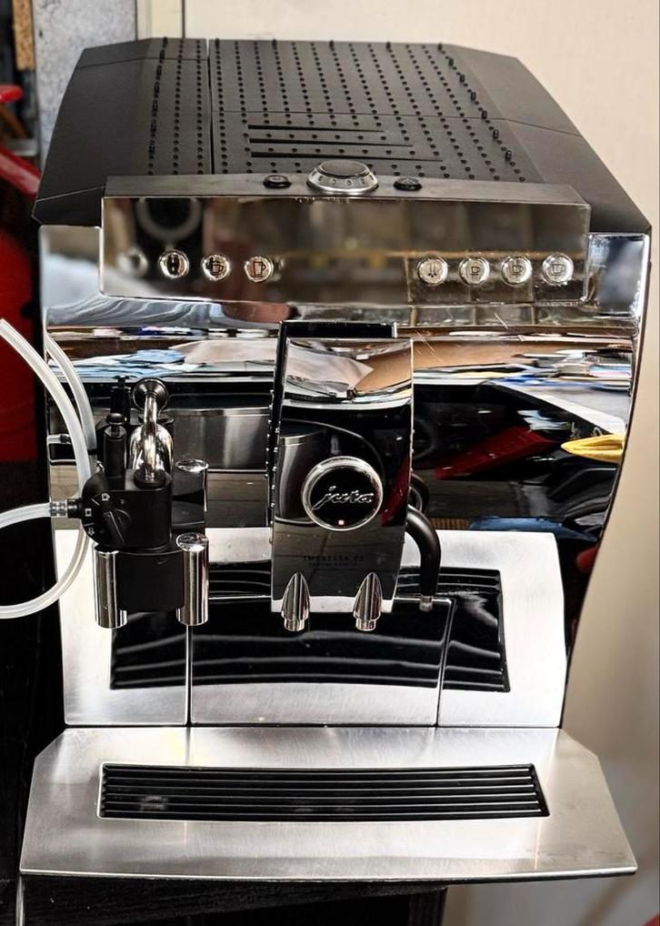 Jura Impressa Z5 - Incl. Onderhoudsbeurt!, Witgoed en Apparatuur, Koffiezetapparaten, Zo goed als nieuw, Gemalen koffie, Koffiebonen
