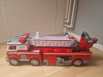 paw patrol brandweerwagen Marshall, licht en geluid werkt. beschikbaar voor biedingen