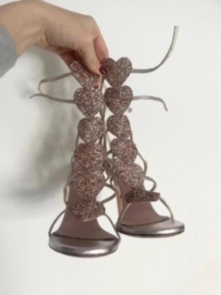 Giambattista Valli hakken schoenen, Kleding | Dames, Schoenen, Gedragen, Schoenen met lage hakken, Roze, Ophalen of Verzenden