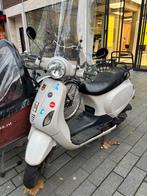 GTS Toscane scooter met blauw kenteken en wok status, Fietsen en Brommers, Ophalen, Gebruikt, Maximaal 45 km/u, Benzine