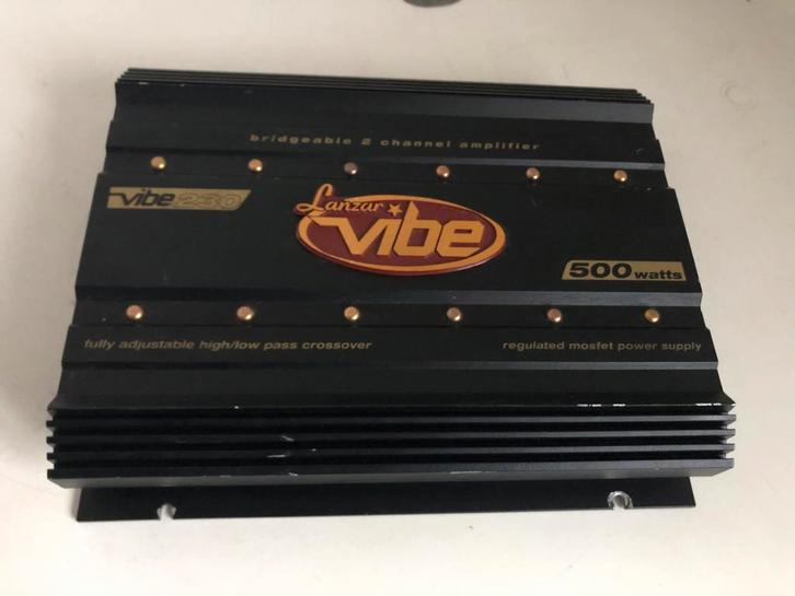 Vibe lanzar  500 Watt Versterker 2 kanaals stereo mono, Auto diversen, Autospeakers, Zo goed als nieuw, Ophalen of Verzenden
