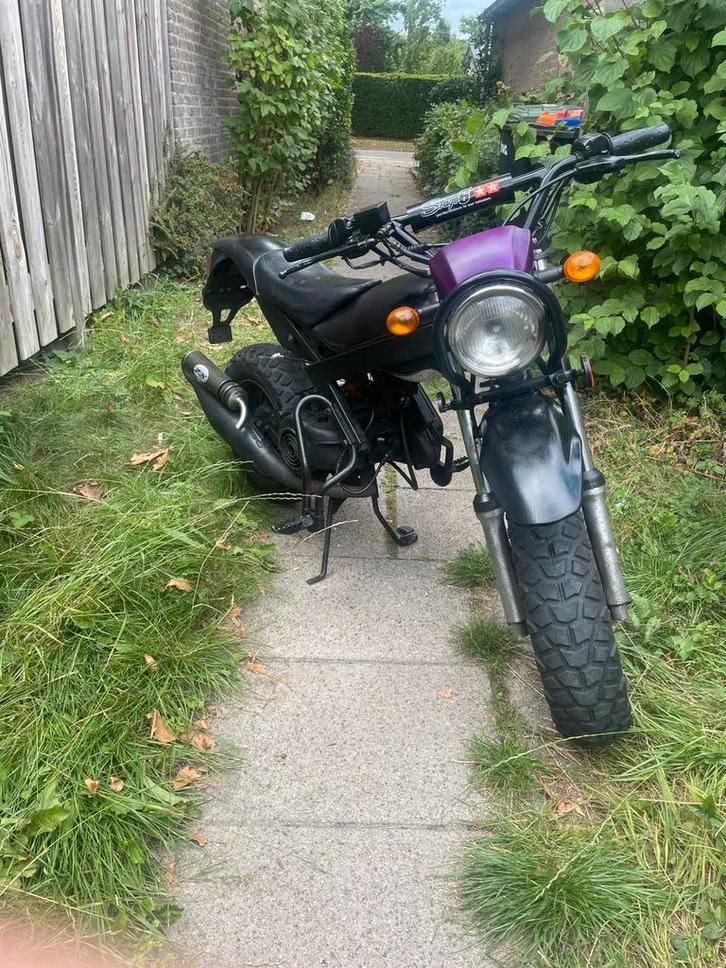 Adly rt50 minarelli 70cc, Fietsen en Brommers, Brommers | Crossbrommers, Zo goed als nieuw, Overige merken, Ophalen