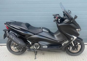YAMAHA TMAX DX (bj 2017) beschikbaar voor biedingen