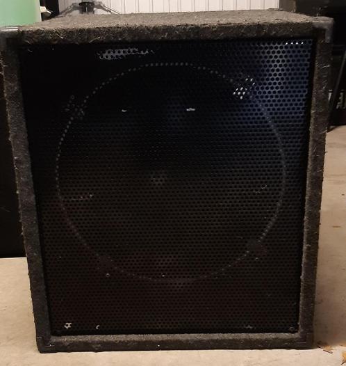 Subb bass speaker 600 W, Audio, Tv en Foto, Luidsprekers, Gebruikt, Subwoofer, 120 watt of meer, Overige merken, Ophalen