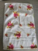 Te koop: gastendoekje/handdoekje van Pip, Huis en Inrichting, Badkamer | Badtextiel en Accessoires, Ophalen of Verzenden, Zo goed als nieuw