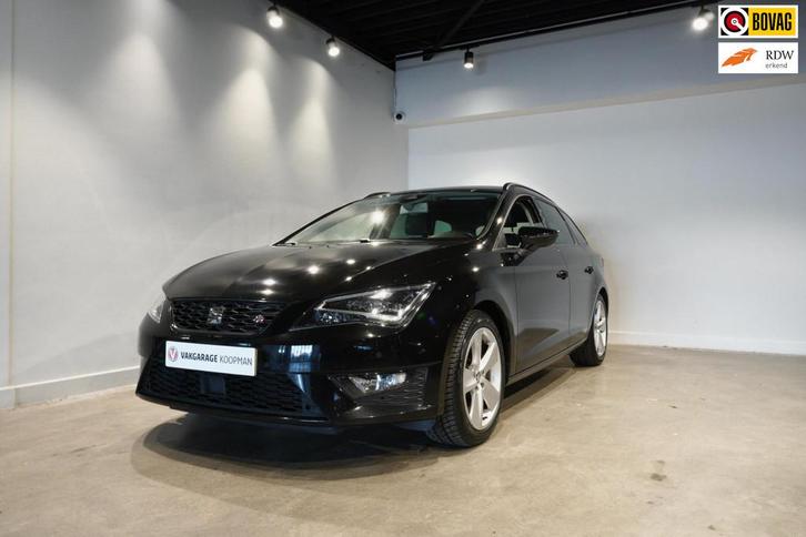 Seat Leon ST 1.4 EcoTSI FR Connect Trekhaak|PDC|DAB, Auto's, Seat, Bedrijf, Te koop, Leon, ABS, Adaptive Cruise Control, Airbags